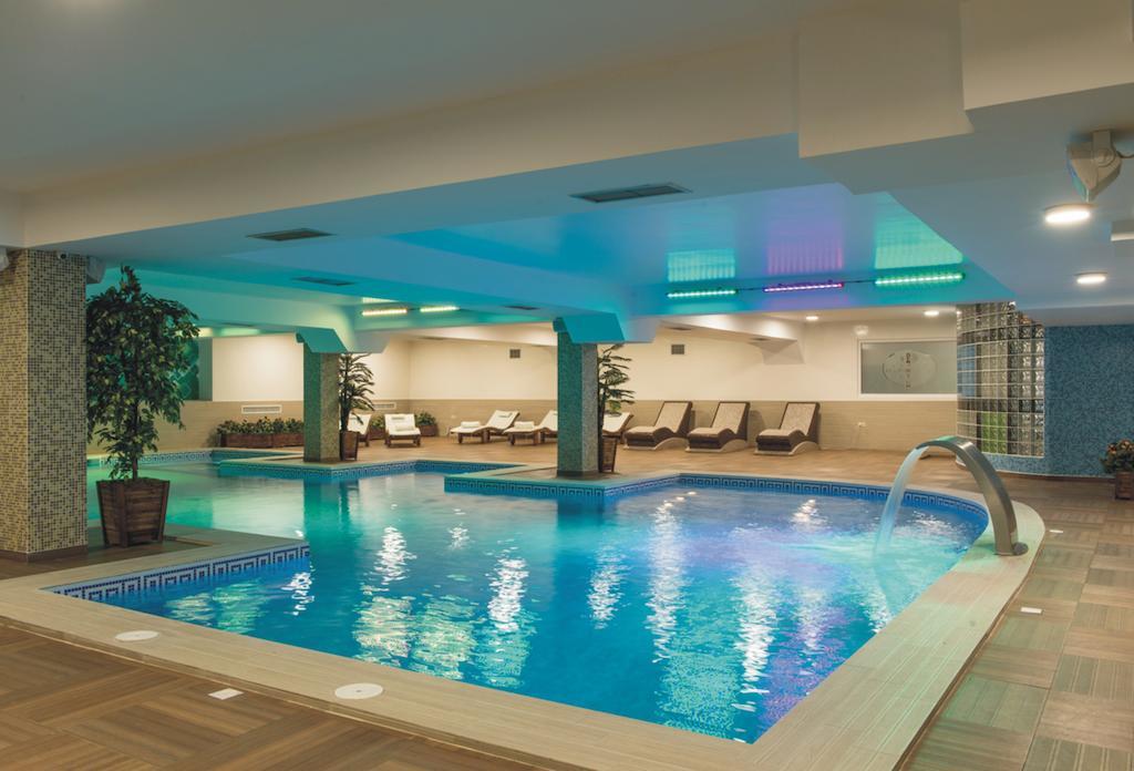 Tcc Grand Plaza Hotel Skopje Luaran gambar
